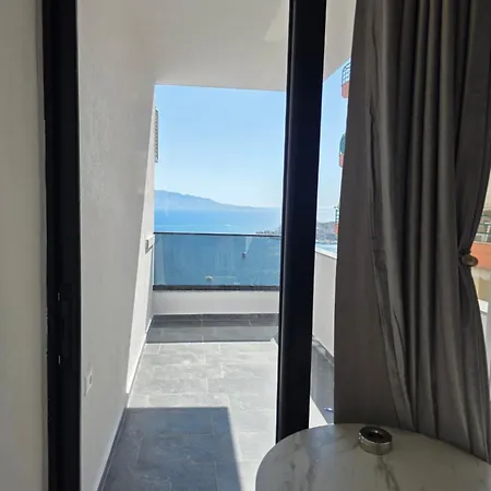Lägenhet Meltin Sarandë